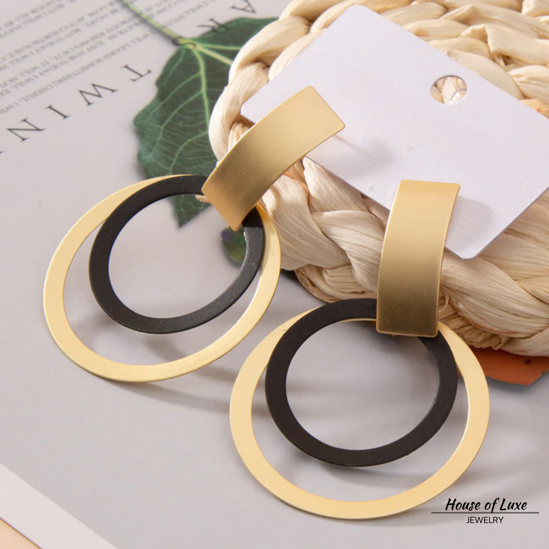 RETRO GOLDEN HOOP EARRINGS