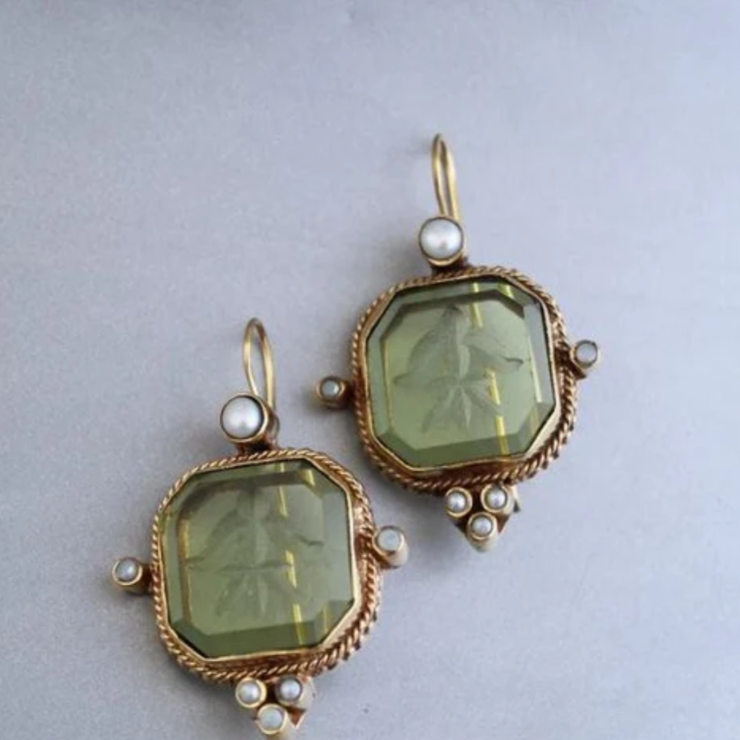 VINTAGE GREEN & PEARL EARRINGS