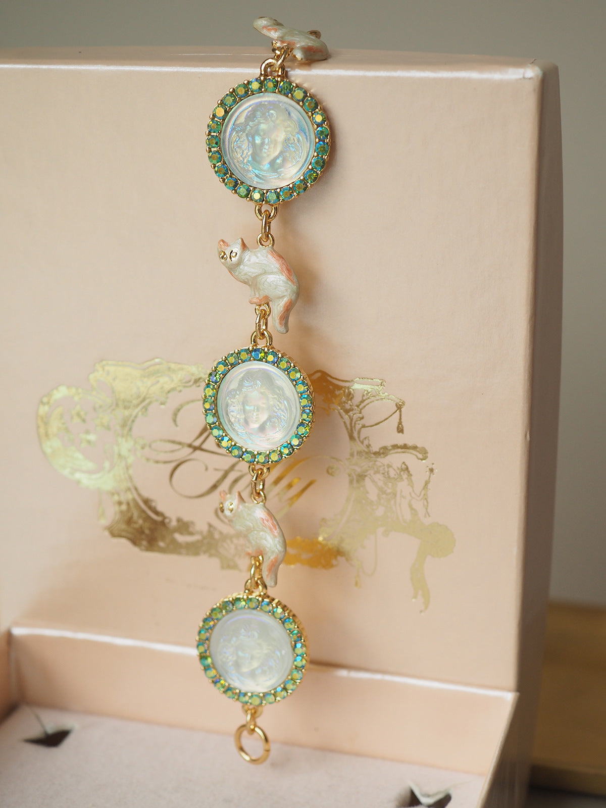 VINTAGE ANGEL BRACELET