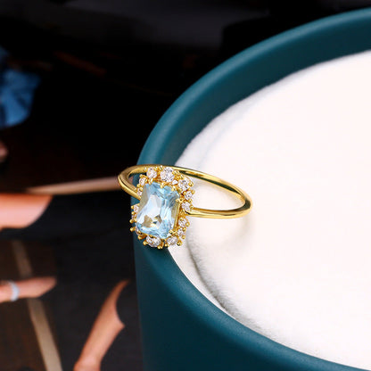 CRYSTAL RETRO ZIRCONIA RING