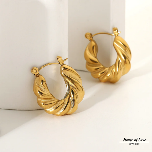 ELEGANT CROISSANT EARRINGS